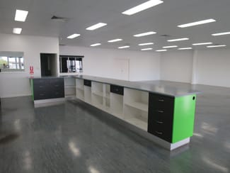 Showrooms / Bulky Goods commercial property leased at 248-250 Hartley Street Bungalow QLD 4870