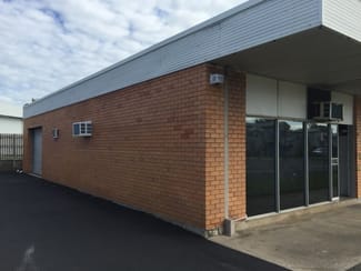 Shop & Retail commercial property leased at Shop 4/21 Palmer Street Mackay QLD 4740