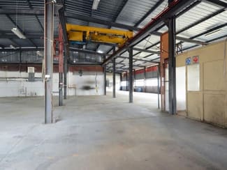 Factory, Warehouse & Industrial commercial property leased at Raceview QLD 4305