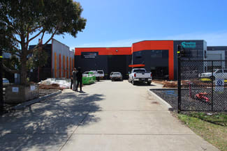 Factory, Warehouse & Industrial commercial property leased at 10 Sahra Grove Carrum Downs VIC 3201