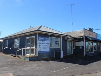 Offices commercial property leased at 2/143 Anzac Avenue Harristown QLD 4350