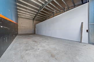 Factory, Warehouse & Industrial commercial property sold at 3/15 Carlo Drive Cannonvale QLD 4802