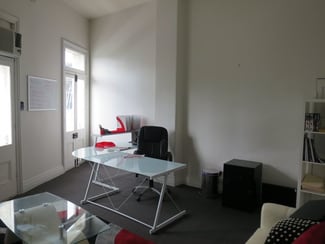 Offices commercial property leased at 3/811 Stanley Street Woolloongabba QLD 4102