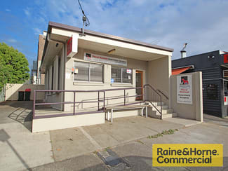 Shop & Retail commercial property leased at 7 Third Avenue Sandgate QLD 4017 Shop & Retail commercial property leased at 7 Third Avenue Sandgate QLD 4017