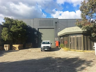 Showrooms / Bulky Goods commercial property leased at 35 Downard St Braeside VIC 3195