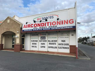 Showrooms / Bulky Goods commercial property leased at 1/117-119 Welshpool Road Welshpool WA 6106