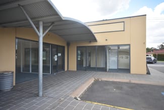 Shop & Retail commercial property for lease at 8 & 9/82-86 Urana Road Jindera NSW 2642