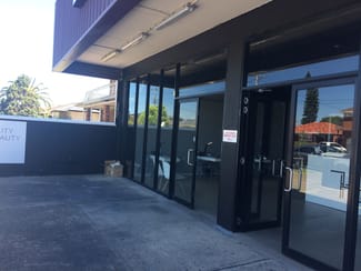 Shop & Retail commercial property leased at Fairfield West NSW 2165
