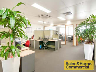 Medical / Consulting commercial property leased at 6b/7 Hudson Road Albion QLD 4010