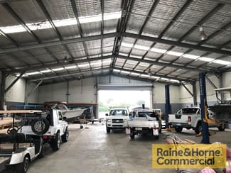 Factory, Warehouse & Industrial commercial property leased at 2/82 Johnson Road Hillcrest QLD 4118