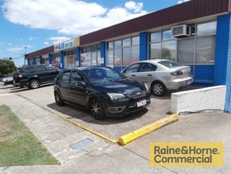 Shop & Retail commercial property leased at 2/8 Chrome Street Salisbury QLD 4107 Shop & Retail commercial property leased at 2/8 Chrome Street Salisbury QLD 4107