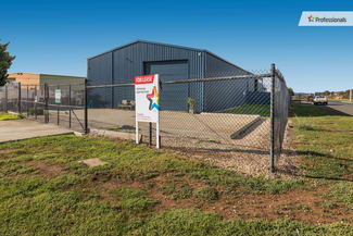 Factory, Warehouse & Industrial commercial property leased at 1/22 Smith Street Maddingley VIC 3340