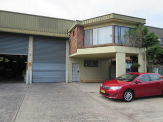 Shop & Retail commercial property leased at Moorebank NSW 2170