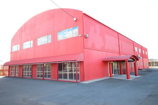 Showrooms / Bulky Goods commercial property leased at 361 Taylor Street Wilsonton QLD 4350