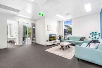 Showrooms / Bulky Goods commercial property leased at 4a/20 Smallwood Place Murarrie QLD 4172