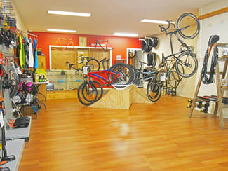 Shop & Retail commercial property leased at 4/63 Stud Road Bayswater VIC 3153