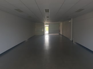 Shop & Retail commercial property leased at 4/55 High Street Wallan VIC 3756 Shop & Retail commercial property leased at 4/55 High Street Wallan VIC 3756