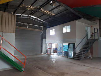 Factory, Warehouse & Industrial commercial property leased at 1a/207 Queens Road Kingston QLD 4114