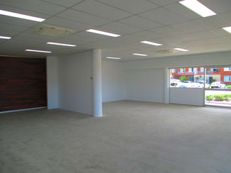 Other commercial property leased at 7/198-204 Mulgrave Road Westcourt QLD 4870