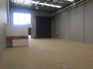 Factory, Warehouse & Industrial commercial property leased at 19 Tango Circuit Pakenham VIC 3810