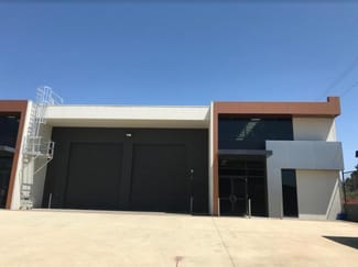 Showrooms / Bulky Goods commercial property for lease at Unit 13/15-21 Beaconsfield Street Fyshwick ACT 2609