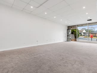 Shop & Retail commercial property leased at 178 Townview Road Mount Pritchard NSW 2170