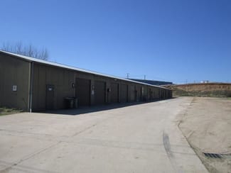 Factory, Warehouse & Industrial commercial property leased at 4/52 Lee Street Bathurst NSW 2795
