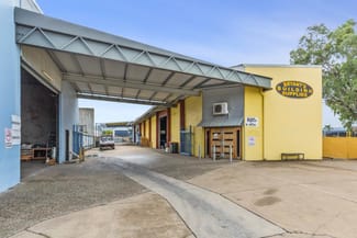 Showrooms / Bulky Goods commercial property leased at Unit/92 - 94 Hollingsworth Street Kawana QLD 4701 Showrooms / Bulky Goods commercial property leased at Unit/92 - 94 Hollingsworth Street Kawana QLD 4701