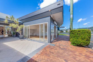Shop & Retail commercial property leased at 8/303 Shute Harbour Road Airlie Beach QLD 4802