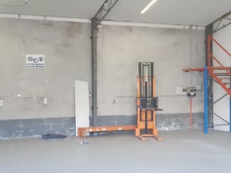 Factory, Warehouse & Industrial commercial property leased at 4/20 Doyle Avenue Unanderra NSW 2526 Factory, Warehouse & Industrial commercial property leased at 4/20 Doyle Avenue Unanderra NSW 2526