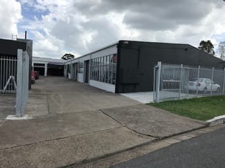 Factory, Warehouse & Industrial commercial property leased at Bundamba QLD 4304