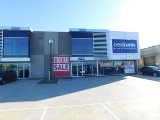 Showrooms / Bulky Goods commercial property leased at 195-199 Old Geelong Road Hoppers Crossing VIC 3029