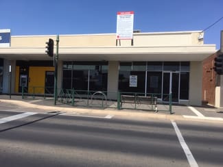 Shop & Retail commercial property leased at 123-127 High Street Kangaroo Flat VIC 3555
