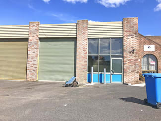 Factory, Warehouse & Industrial commercial property leased at 6A/50 Station Street Cranbourne VIC 3977