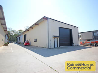 Factory, Warehouse & Industrial commercial property leased at 4/25-27 Robson Street Clontarf QLD 4019