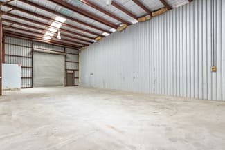 Factory, Warehouse & Industrial commercial property leased at Bay 3, 7 Waverley Drive Unanderra NSW 2526