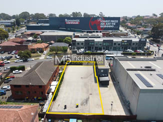 Factory, Warehouse & Industrial commercial property leased at 2 Omnibus Road Kingsgrove NSW 2208