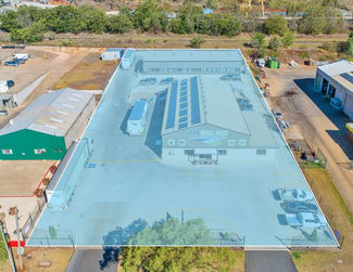 Factory, Warehouse & Industrial commercial property leased at 318-320 Anzac Avenue Harristown QLD 4350