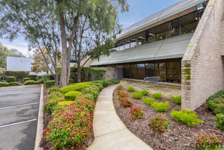 Offices commercial property leased at 14 Napier Close Deakin ACT 2600