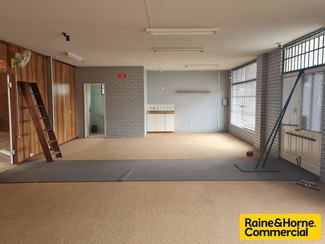 Showrooms / Bulky Goods commercial property leased at Unit 1 / 16 Boag Place Morley WA 6062 Showrooms / Bulky Goods commercial property leased at Unit 1 / 16 Boag Place Morley WA 6062