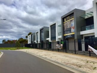 Factory, Warehouse & Industrial commercial property leased at 6/1 Leader Street Truganina VIC 3029