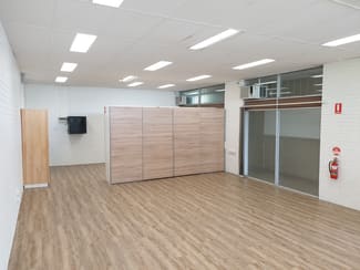 Shop & Retail commercial property leased at 5/33 Carberry Street Grange QLD 4051 Shop & Retail commercial property leased at 5/33 Carberry Street Grange QLD 4051