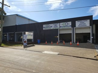 Showrooms / Bulky Goods commercial property leased at 2/3 The Crescent Kingsgrove NSW 2208 Showrooms / Bulky Goods commercial property leased at 2/3 The Crescent Kingsgrove NSW 2208