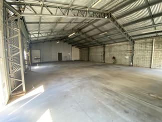 Factory, Warehouse & Industrial commercial property leased at B/7 McCulloch Street North Mackay QLD 4740
