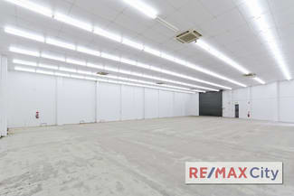 Shop & Retail commercial property leased at 110 Logan Road Woolloongabba QLD 4102