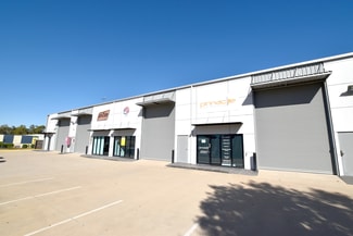Factory, Warehouse & Industrial commercial property for lease at 2/14 Roseanna Street Clinton QLD 4680