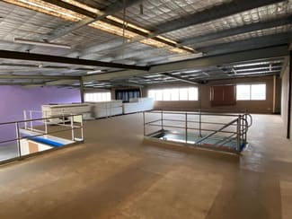 Factory, Warehouse & Industrial commercial property leased at Unit 1/14 Tathra Street West Gosford NSW 2250