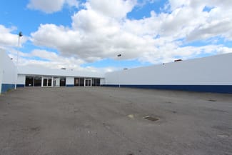 Showrooms / Bulky Goods commercial property leased at 579 Albany Highway Victoria Park WA 6100