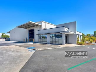 Showrooms / Bulky Goods commercial property leased at 2 Stradbroke Street Heathwood QLD 4110