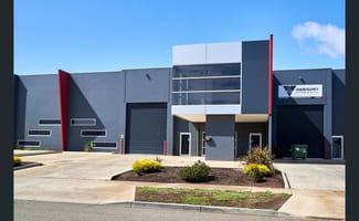 Showrooms / Bulky Goods commercial property leased at 2/82 Eucumbene Drive Ravenhall VIC 3023